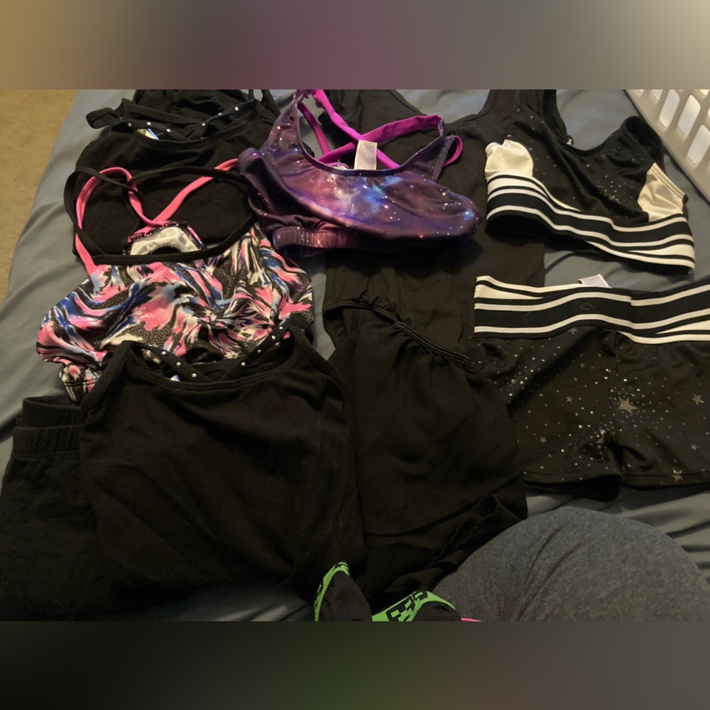 Kids dance/gym wear. Like new sizes 6-8. 11 pieces.